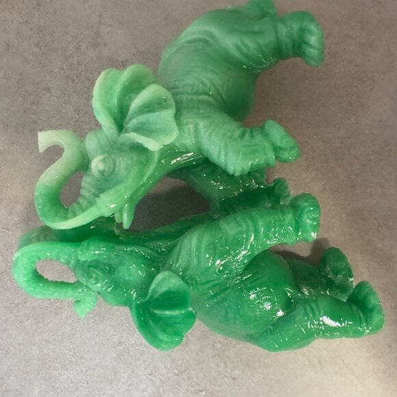 Green Soapstone Elephant Figurine Duo - Dancing Elephants Sculpture - 4 Inches T - Picture 10 of 10